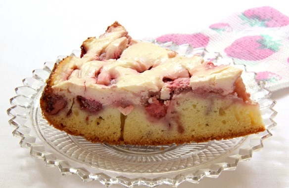 Творожный пирог с ягодами в мультиварке